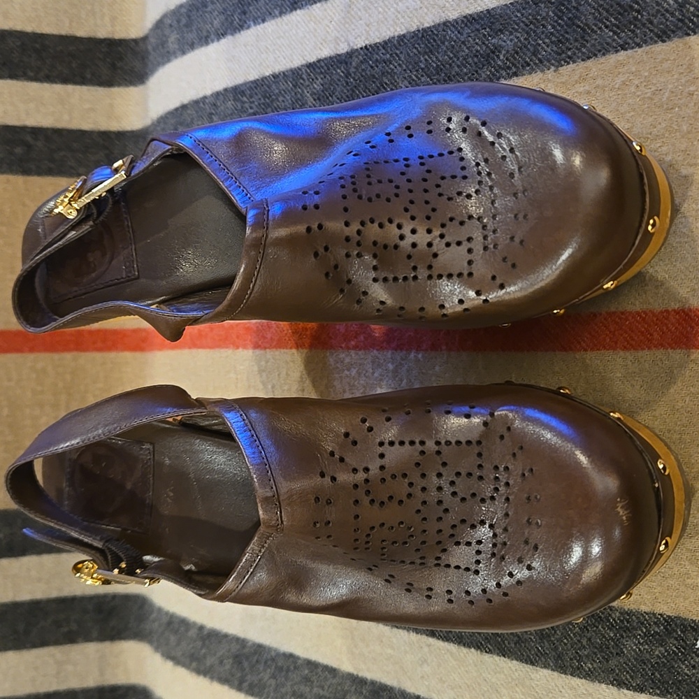 Tory Burch Brown Leather Clogs Sz 10